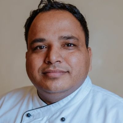 creative and innovative professional pastry chef. Hand eye coordination ,leadership , excellent  technique when preparing and serving desserts.