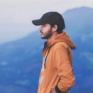 Sri Lankan | Self-taught Programmer | Tech Enthusiast | Instagram - ReshanCSX