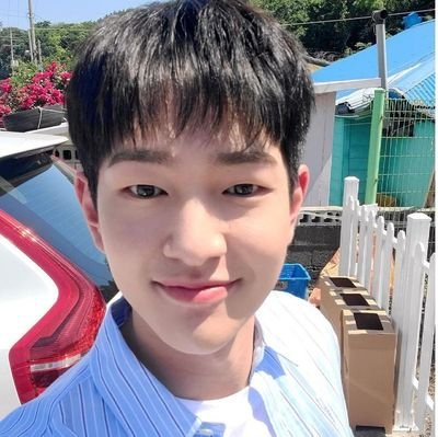 || RP of SHINee's Leader - ONEW || ©1989 || Member of : SWINee .. GASHINee .. SMART5HINee || #SHlNee_5 || #SMOFC #SMΔRT