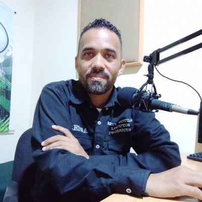 Periodista, Locutor, Marketing
#GenteDeRadio 
CEO: ⬇️
https://t.co/acIjAbmMuH