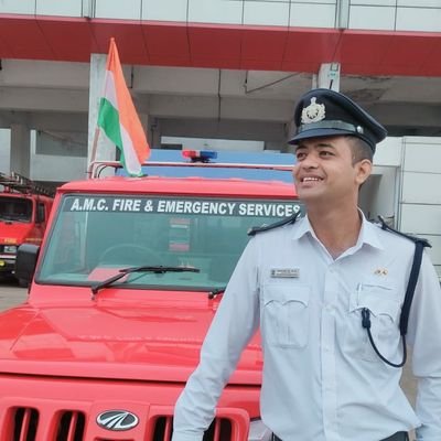 Sub fire officer at Ahemdabad fire and emergency service..