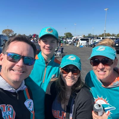 Dad, Husband, Coach, and President: Engage Media, Digital Marketing Agency. Background: Local Media, Wholesale/Retail, & Florida Native.🏝⚽️🏌️♂️🐬