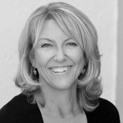 LoriLucas2092's profile picture. 