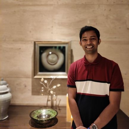 Jayson13588032's profile picture. Arsenal Fan, #COYG #NLD is 🔴.