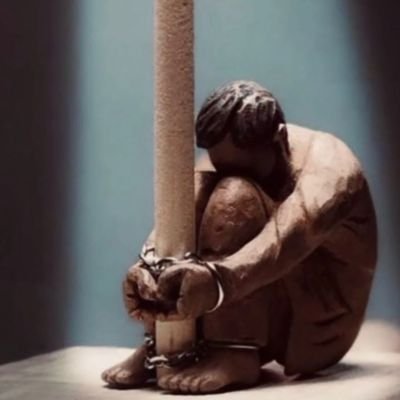 iamsofi_ii's profile picture. بک میدم ✌🏼💔