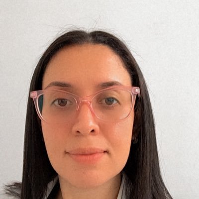 LeonelaMita235's profile picture. Médico Cirujano UCLA 100% Venezolana!! Felizmente casada y mamá de una hermosa princesa. Gracias Dios por todo lo que me has dado. 👨‍👩‍👧👸🏻👩🏻‍⚕️🇻🇪🇪🇨