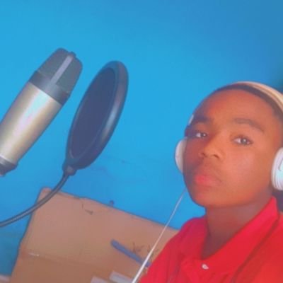 Hbreux est un artiste musicien-
rappeur chrétien-auteurs et compositeu de lubumbashi enfant de Dieu et courageux soutenons notre artiste hbreux. enfant de Dieu