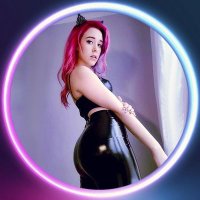 Latex Insider π Shiny fashion (@latexinsider) 's Twitter Profile