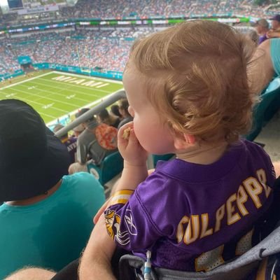 JavaScript Developer. Dad to one wonderful little boy. Barnsley/Orient❤️🤍; Vikings 💜💛
UK DFS Amateur.