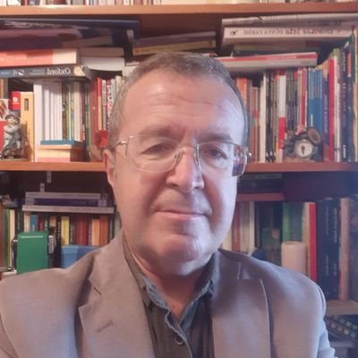 Prof. Dr. -
1988 İÜ Orman mühendisliği,
1996 İÜ İktisat