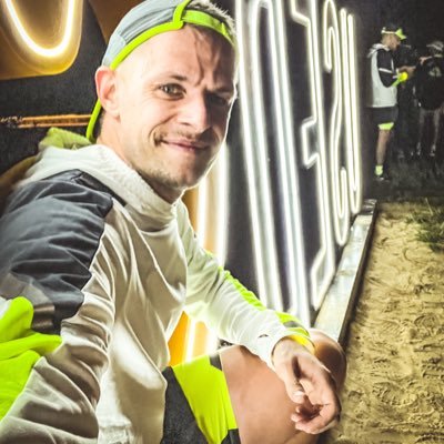 SPORTY NERD | SOLUTION ARCHITECT | DRUPAL EVANGELIST | 1983 | SWIM BIKE RUN | MTB | TRIATHLET | CROSSFIT | BLOGGER | PHOTOGRAPHER | TWINDADDY