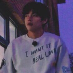 half my tweets are just “i love bts” and the other half are RTs