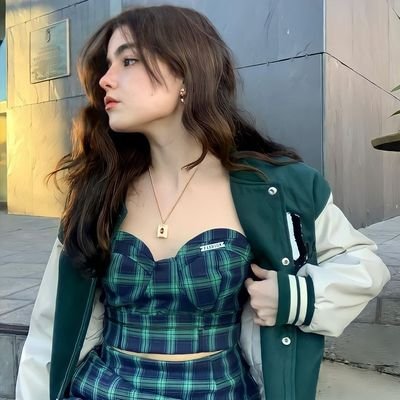 Adara pero me puedes decir Ada.
/ 26 años /
.Rol libre/cerrado.
---------
ADMIN: Ax @whoisvicxsy