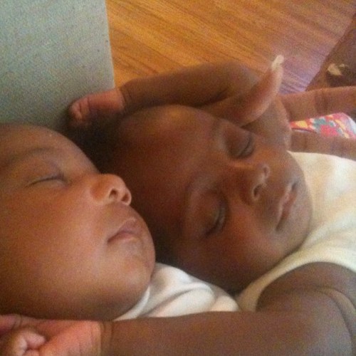 Allisonluvslife's profile picture. Co-owner of Black Tie Catering in Atlanta, GA. Simultaneous stay-at-home mom. Occasional attorney.  Blessed.