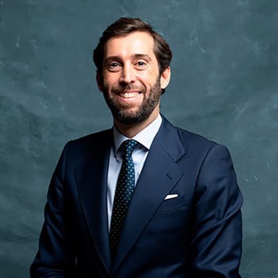jlopezchicheri's profile picture. Socio en Abante y presidente de Vitruvio. Colaborador de @IEbusiness. Admirador de EH Gombrich y su Historia del arte.