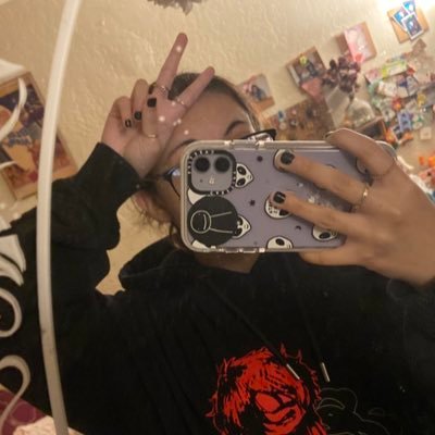 24✨💜🇲🇽 #Corpse LoOkInG lIkE u SeEn A gHoSt 👻💃 header: @midnightvngel