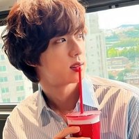 𝓐𝓷𝓽𝓸 안토 ✨🌸 (@arcadeswift) 's Twitter Profile