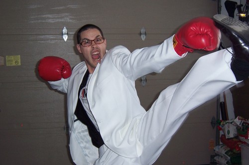 Owner @ http://t.co/EXVyVA1t
Promoter, Media Producer
TV Personality 
@MMACAVE TV Host
@MMAOntario Co-Owner