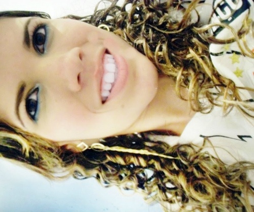 Msn: j_thayna@hotmail.com
Orkut:http://t.co/Ms8TFQPFNm
Descrições impõe limites!