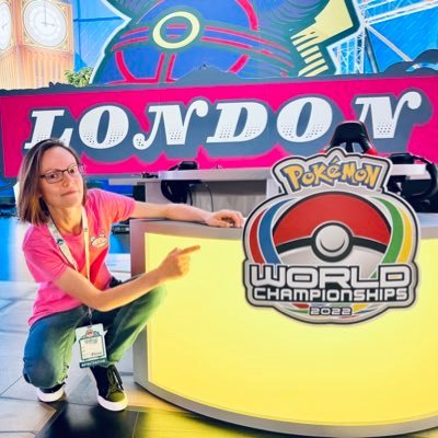 🙇🏻‍♀️• 33yo • 🇫🇷 • #Nintendo & #Pokemon Fan • Ex Staff member @PokemonEspace • I collect Pokemon distributions from all over the world 🤝🏻SW-4661-0306-0430