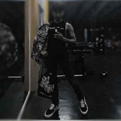 halahmbuhah's profile picture. 