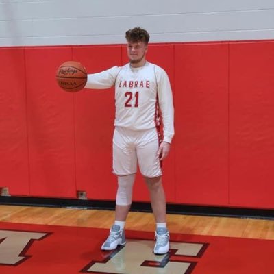 LaBrae HS 23 / 6’6 /Basketball 21 🏀 / 🦬 Bethany College Basketball Commit 🟢⚪️