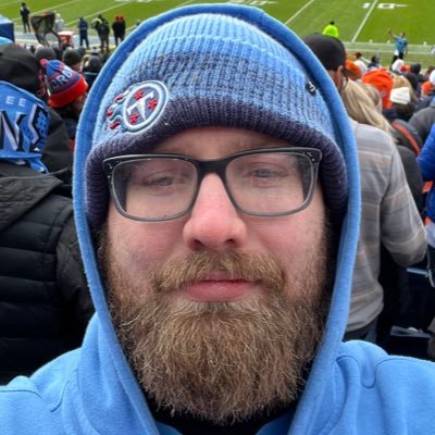 Marvel, DC, and Arrowverse fan. Gamer. TitanUp , AnchorDown