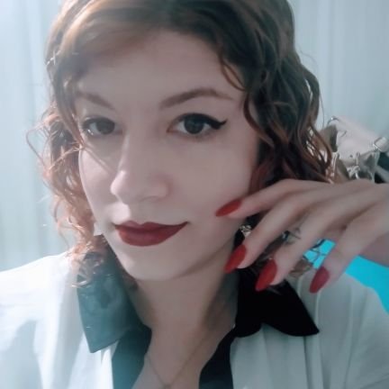 suboechat's profile picture. I'm a princess, I'm divisive