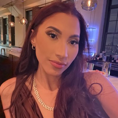 _loveashleyy_'s profile picture. 