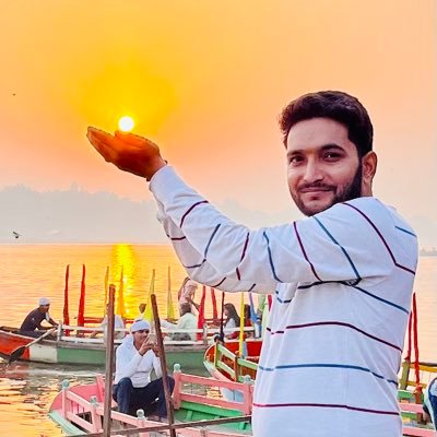 Kamalpandit202's profile picture. Devotee of Lord Shiva,Civil Engineer in UP Jal Nigam,Fun Lover,Singer.