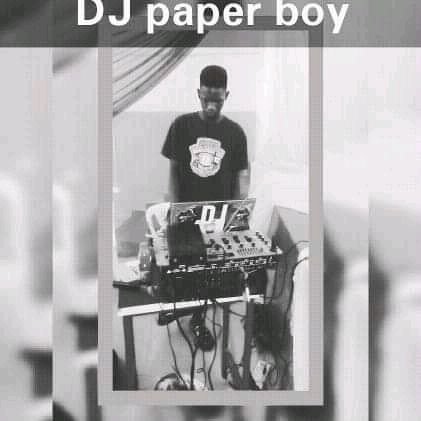Am DJ PAPER BOY by name 
Am 20 year old 
I love music 🎶 am hard working
I don't joke with hustle