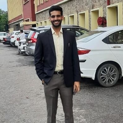 Karnbhardwaj18's profile picture. Lawyer