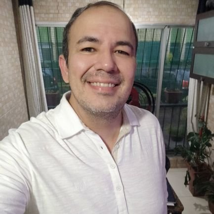 Apaixonado por Deus, minha Família e o Sport Club do Recife! Analista de Gestão, Bacharel em Administração!