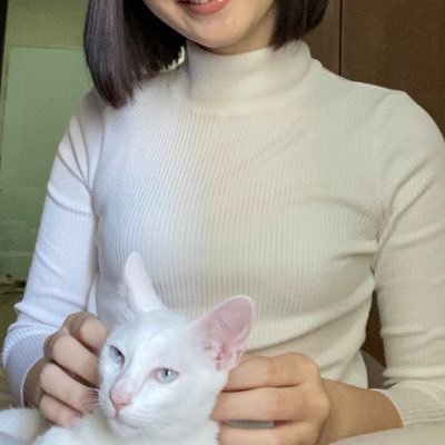 makeupwakeu's profile picture. ถามได้น้าาา ไม่โกง💯 ขายแล้วลบ