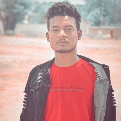 AlexGau92123620's profile picture. 