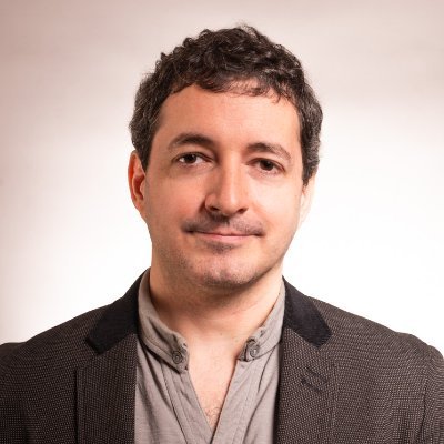 Psicólogo, psicoterapeuta y acompañante terapéutico.