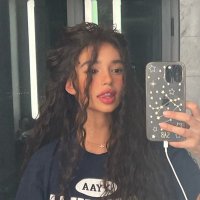 ariya (@325jrw) 's Twitter Profile