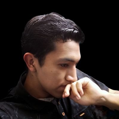 T4vos19's profile picture. 