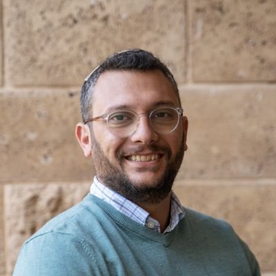 auhofman's profile picture. אדם לאדם, אדם
 Tweets and opinions are my own