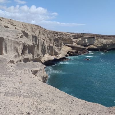 candemoraless17's profile picture. 