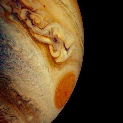 TamerUlusan's profile picture. Zulmedince kendim, lütfedince sen, seni andım hamdettim sana taptım.