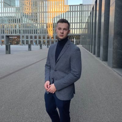 IG: Finn.hykn |||

ich helfe 100 Leuten bis Ende des Jahres durch ihr online Business ihrem Job zu Quitten!