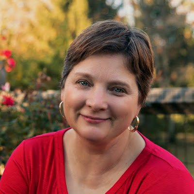 Lana McAra Author of #books #mystery #novels #bookworm #family #drama #fiction #paranormal #cozy #bibliophile #teacher #ghostwriter #podcast