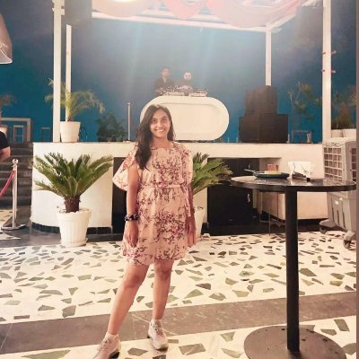 Sakshibhatiaaaa's profile picture. Learning to live life