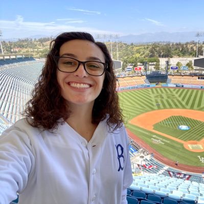 i just want to watch baseball⚾️ she/her