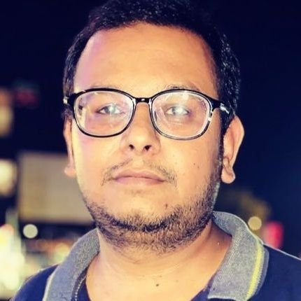 Marketing at Textile industry🎽👖👕👗
YouTuber🎬🎥
Fun
Politics - Imran Khan
Education - science