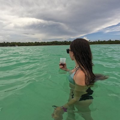 NeiraGmez's profile picture. Galicia,21
(Es ley de vida ,o tiras los dados o pierdes la partida.)
💊Farmacia y parafarmacia
