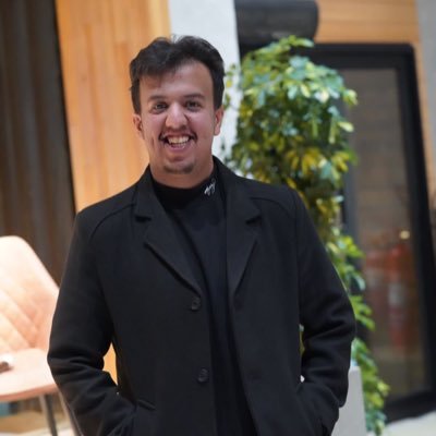 sahmlani's profile picture. 