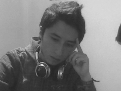 Soy de Garzon-Huila; Vivo y estudio en Bogota D.C .!! 

   Pin: 2A8A3C46