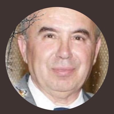 StavriRisto's profile picture. Economics Professor